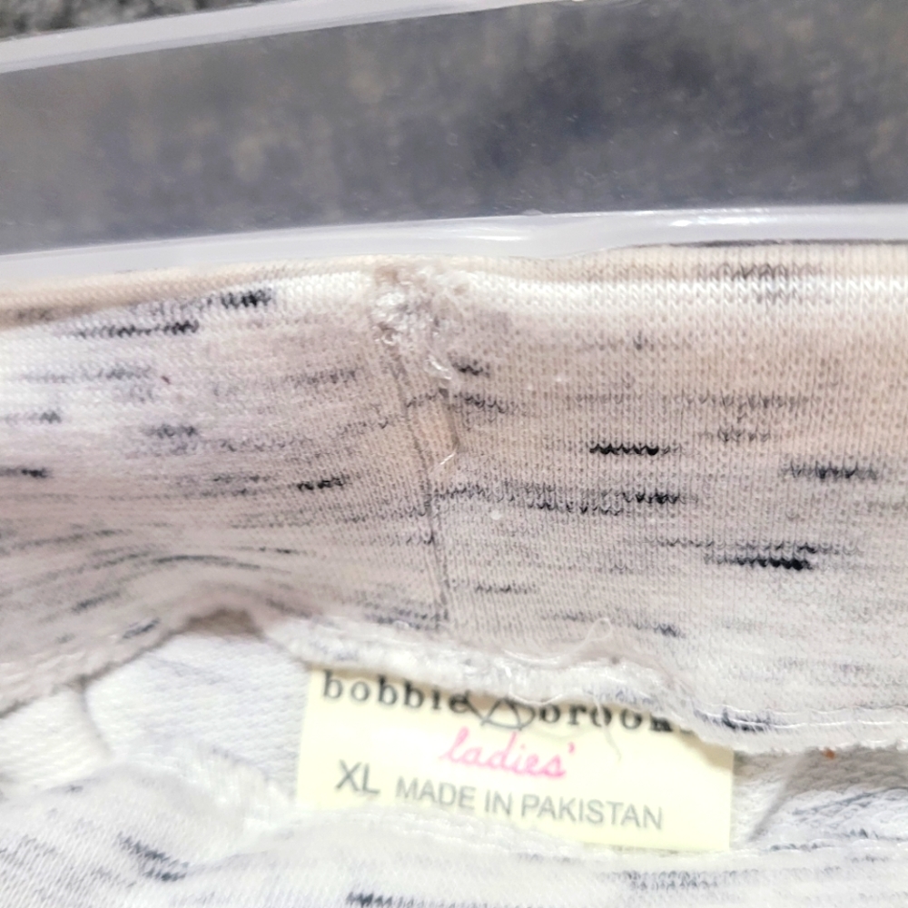 NEW Crop Pants~"QUEEN"~Lightweight~Med/Lg - Picture 4 of 5